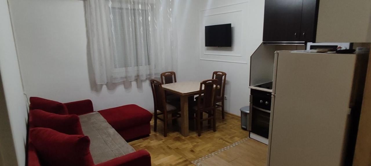 Aerodromski Smestaj Ss Belgrad Dış mekan fotoğraf